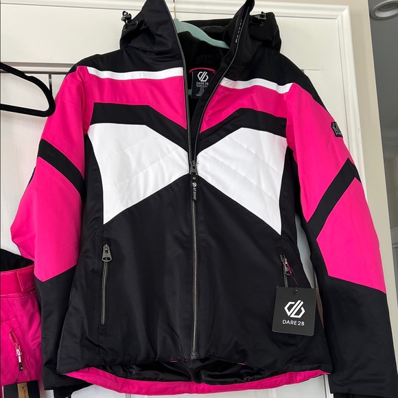 NWT Ski set Bold Pink and Black Ski Jacket and Pants Set and gaitor - Picture 5 of 12